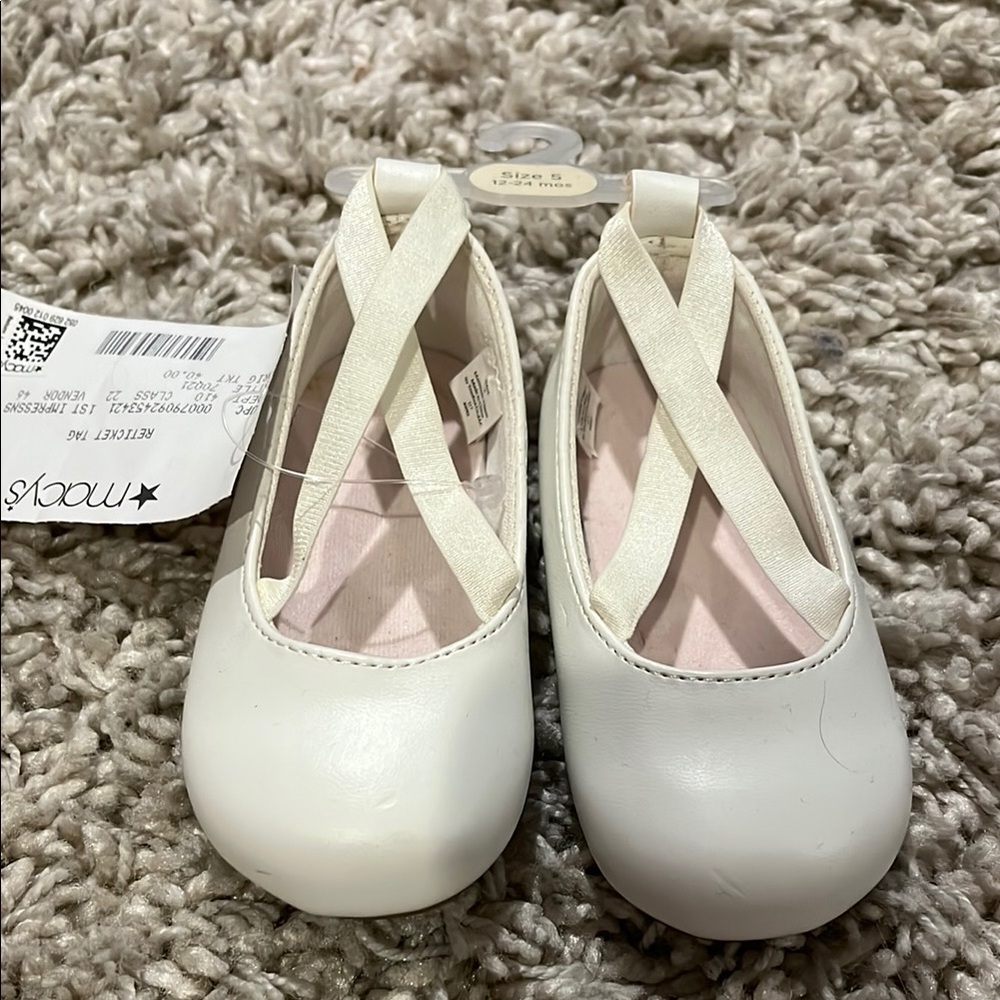 NWT White Kids Ballet Flats